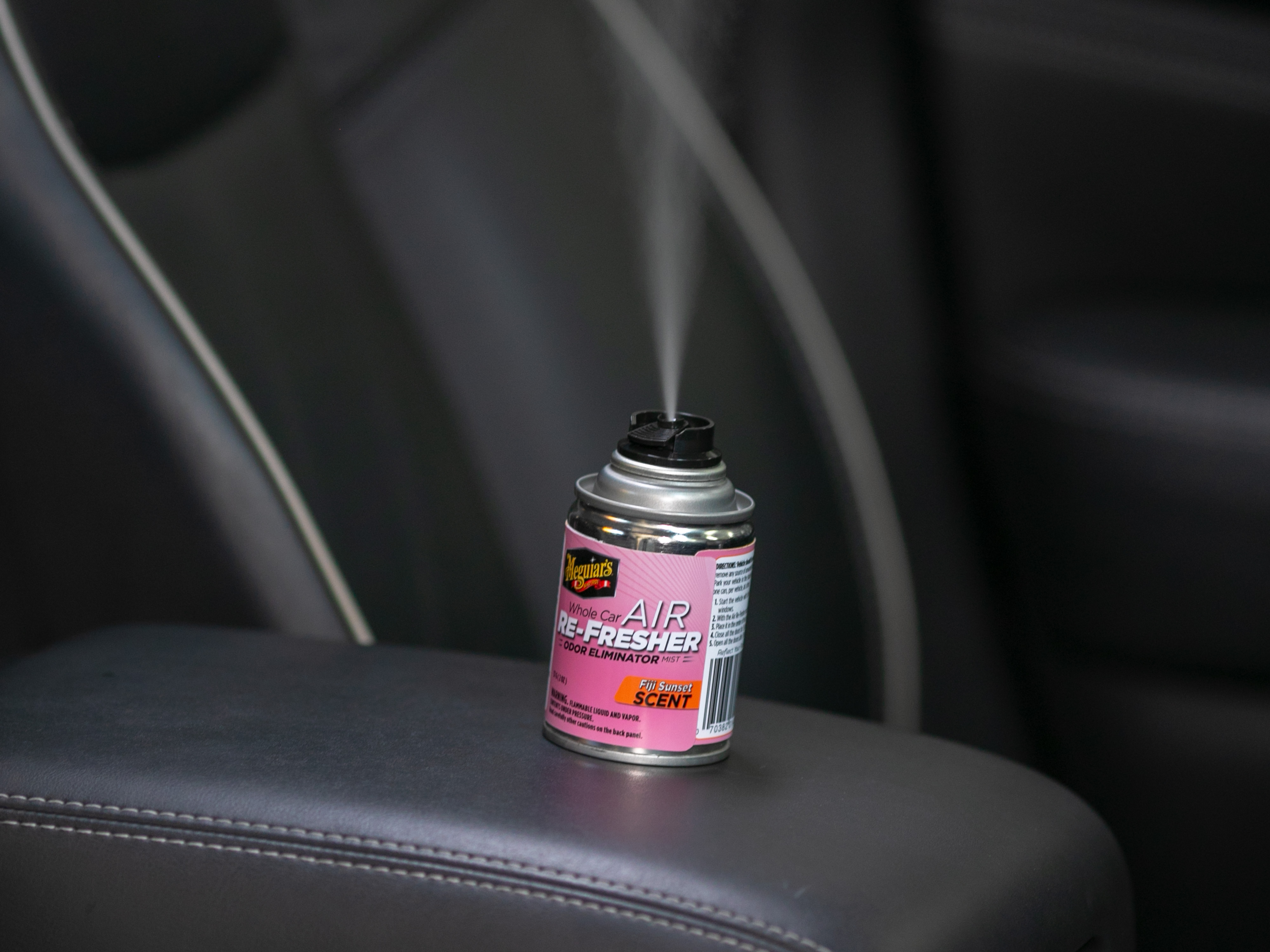 Meguiar's Whole Car Air Refresher, Odor Eliminator Spray Eliminates Strong  Vehicle Odors, New Car Scent - 2 Oz Spray Bottle